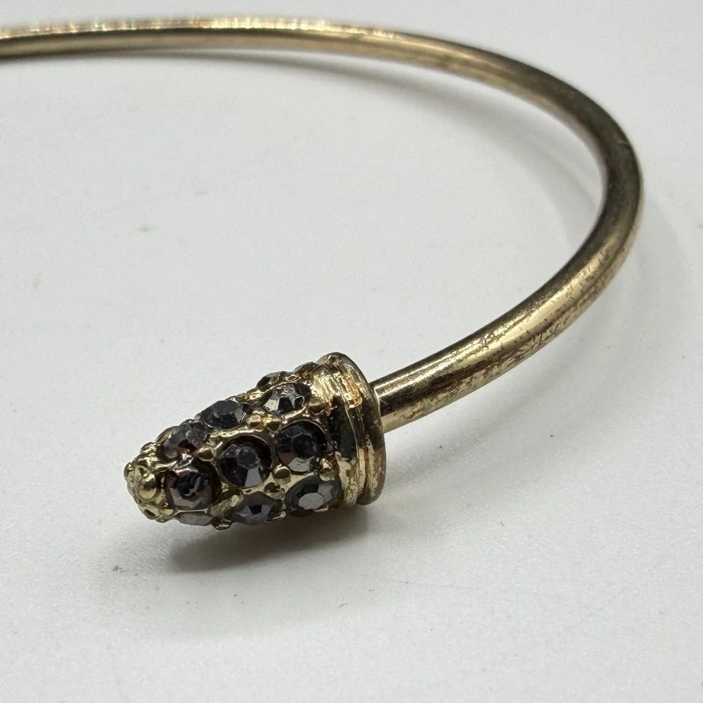 N/A gold tone